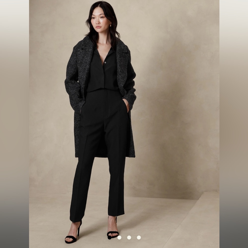 Never Worn Ultra High Rise Black Slacks